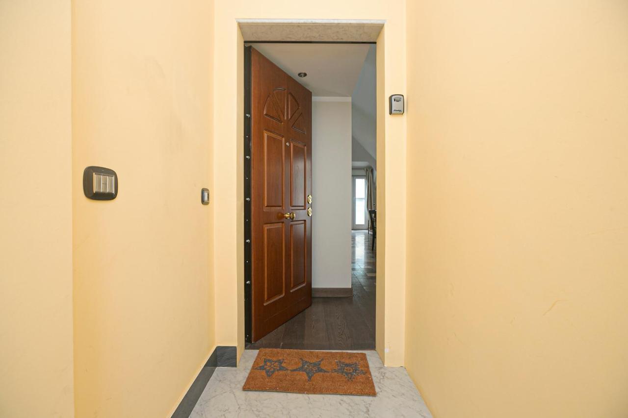 Апартаменты Real Italian Estate - Penthouse Генуя Экстерьер фото